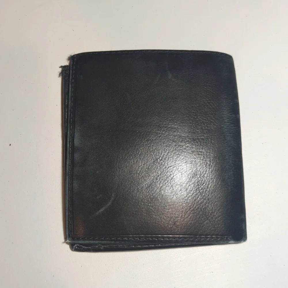Paul & Taylor USA Black Leather Wallet